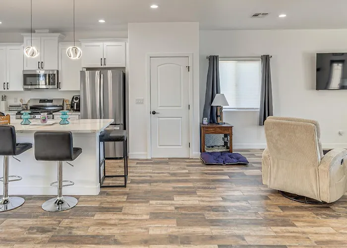 1 Block To Boat Launch! Bullhead Getaway Bullhead City