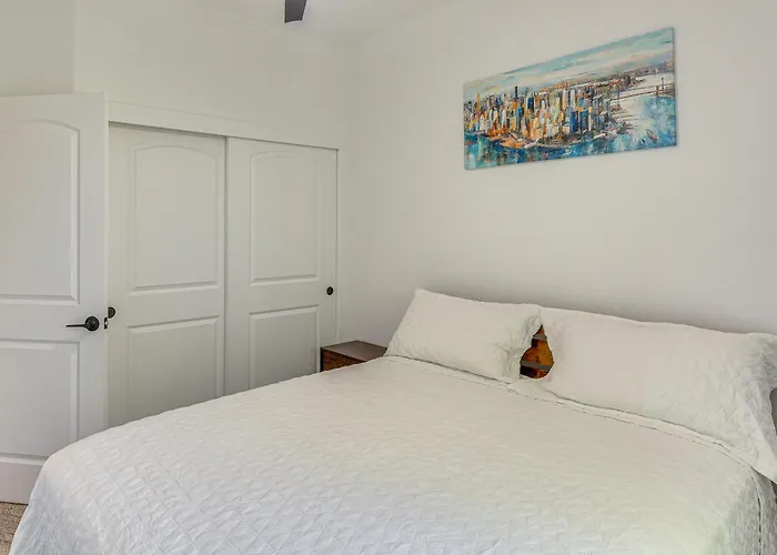 Holiday home 1 Block To Boat Launch! Bullhead Getaway *
